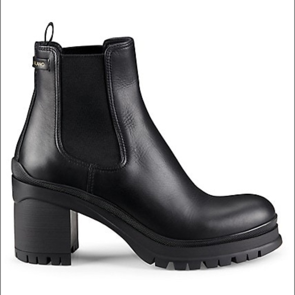 Prada Black Heeled Boots with Chunky Heel - Picture 1 of 14